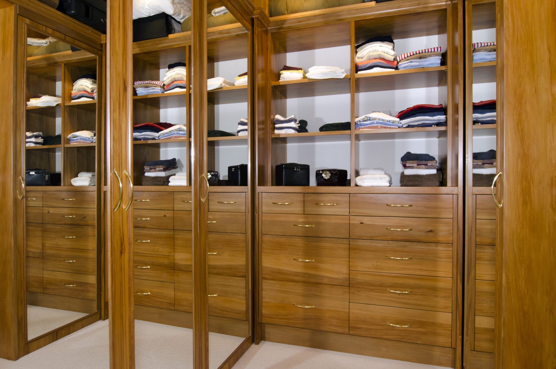  Closets