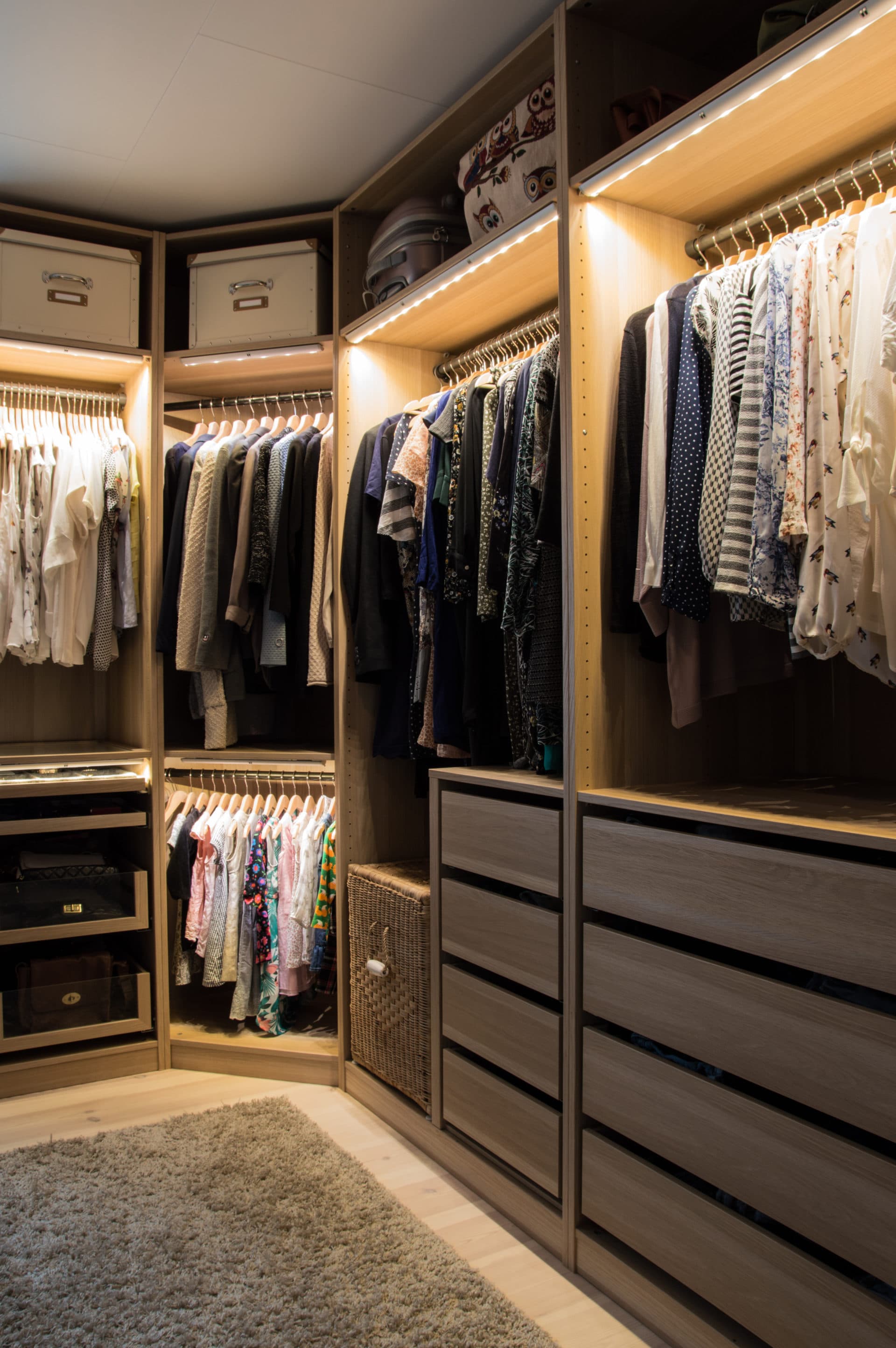 Walk in custom closet | Austin-Morgan Closets